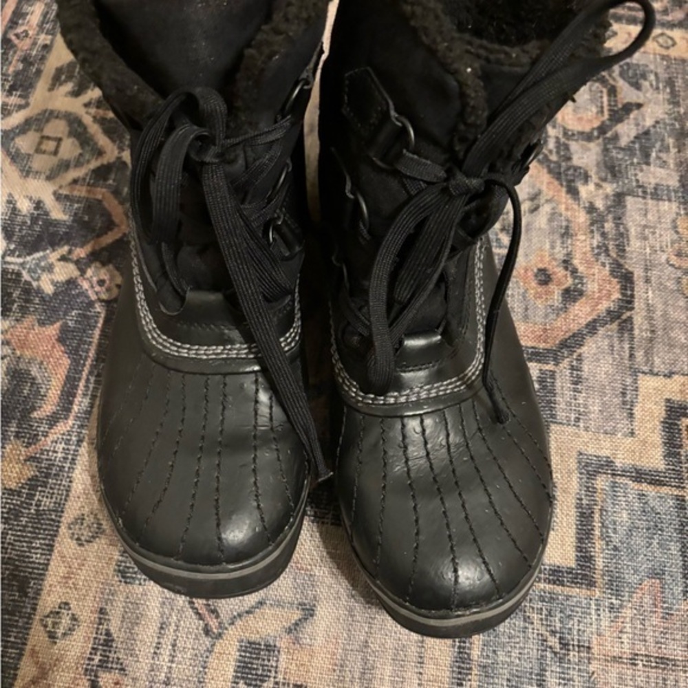 Sorel Black Winter Boots size 9.5